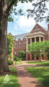 Instagram Story - Phone Background = Randolph College - Scenes - Smith Hall