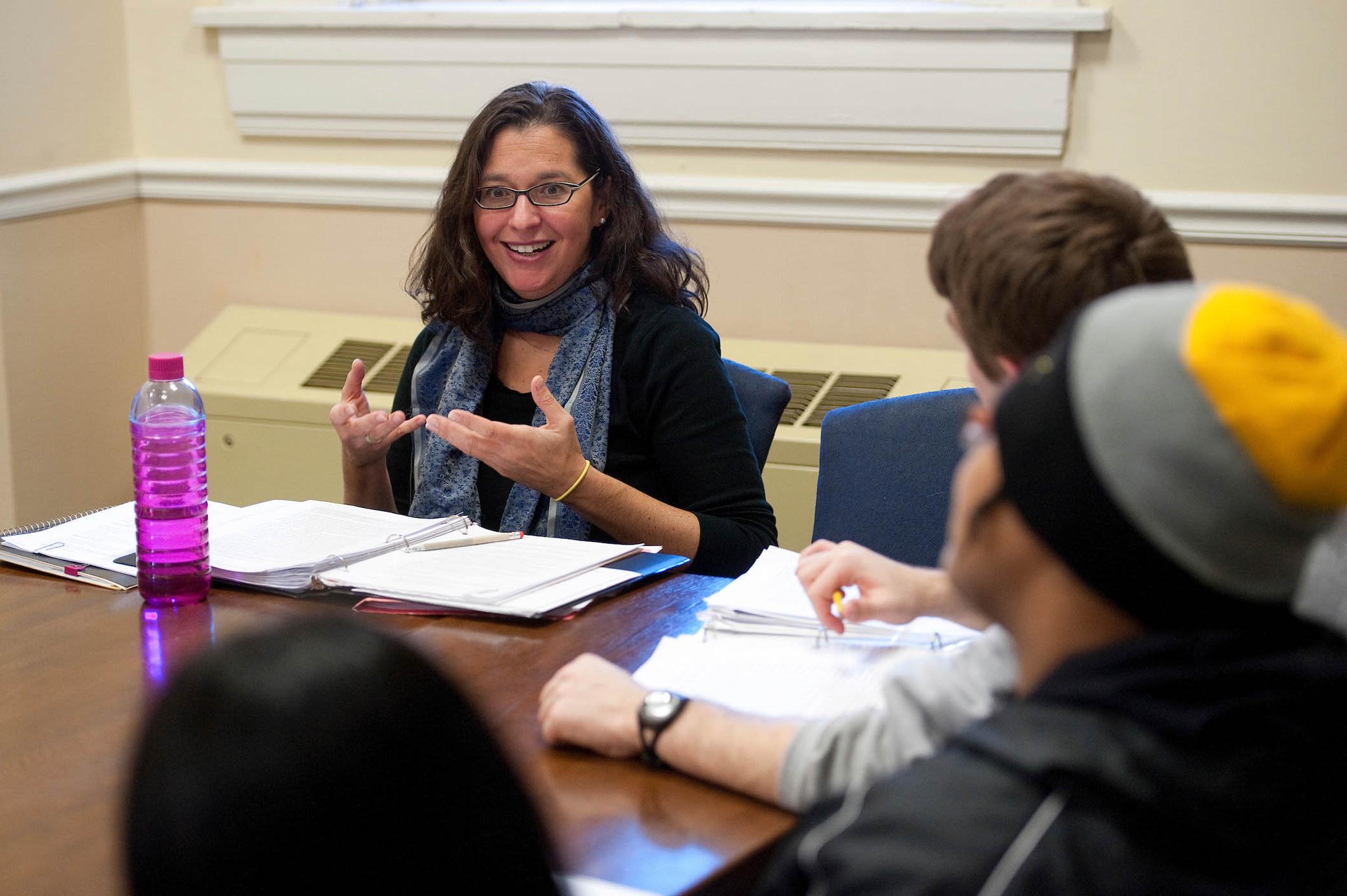 English professor Mara Amster leads a discussion group